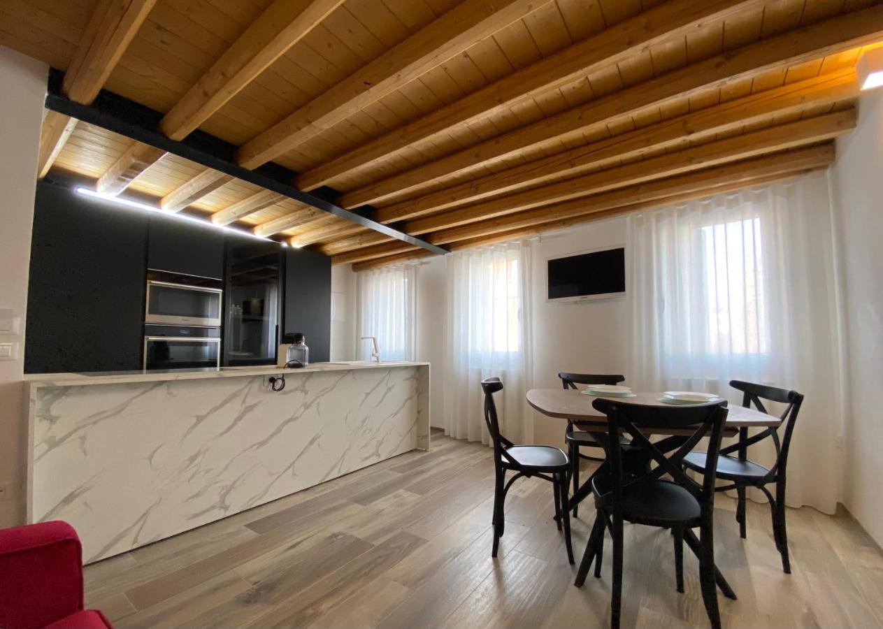 Elva Suite House Кіоджа Екстер'єр фото